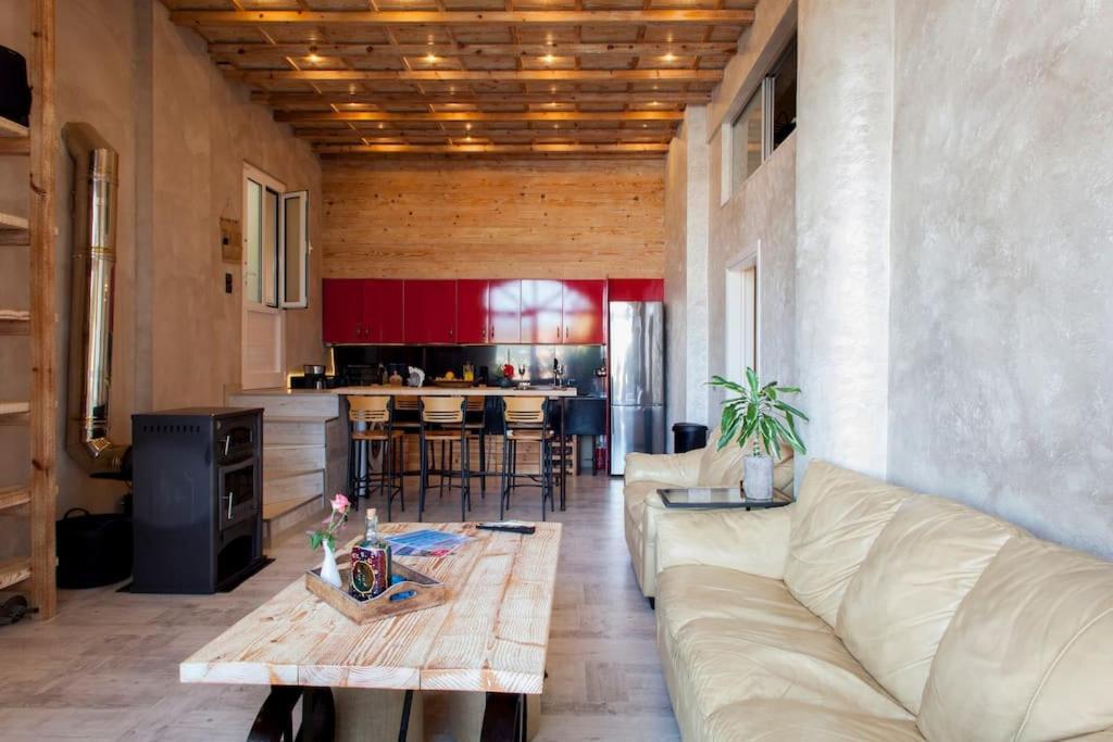 Lenico Beachfront Suites Agia Pelagia Eksteriør billede