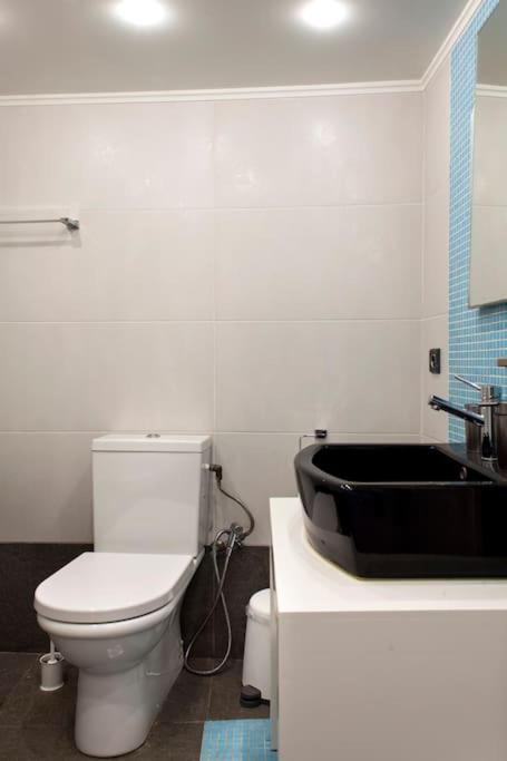 Lenico Beachfront Suites Agia Pelagia Eksteriør billede